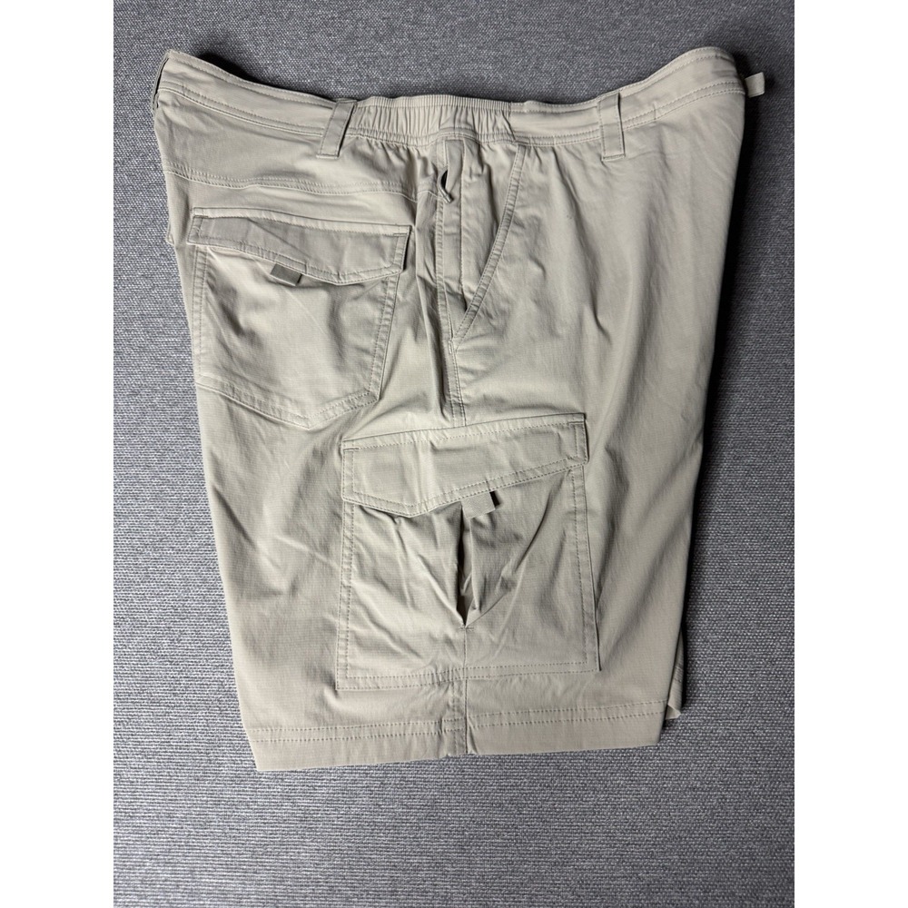 L.L.Bean Shorts Men's Large Khaki Hiking Utility Stretch Canvas Gorpcore Outdoor - Picture 9 of 12